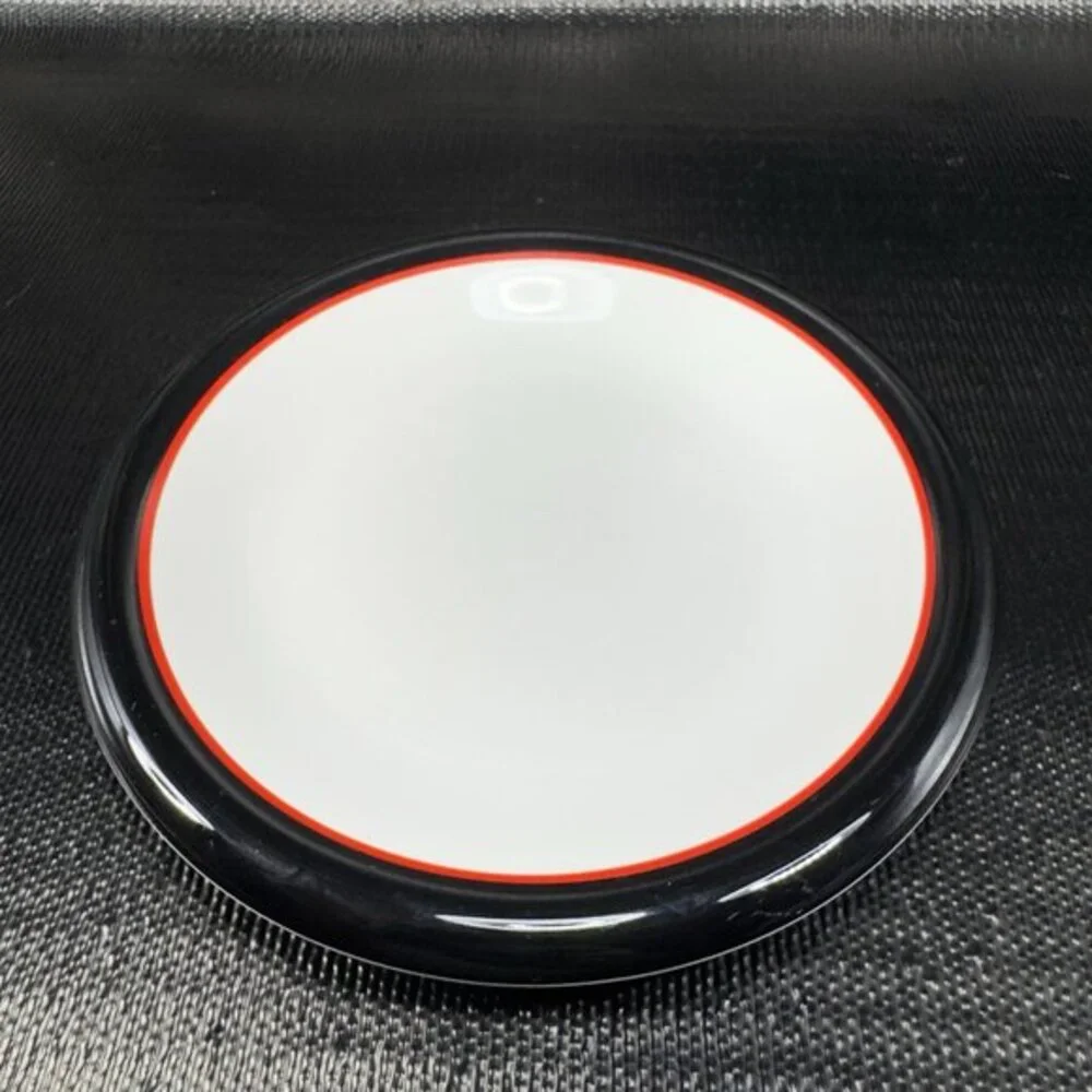 Ranmaru Tuxedo Japan Ceramic Stoneware Black Red White 7.5inch Plate Dish Set 3‎